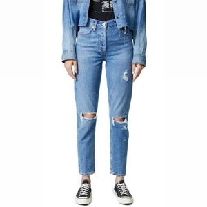 AGOLDE Jamie high-rise medium-wash distressed jeans. 💙